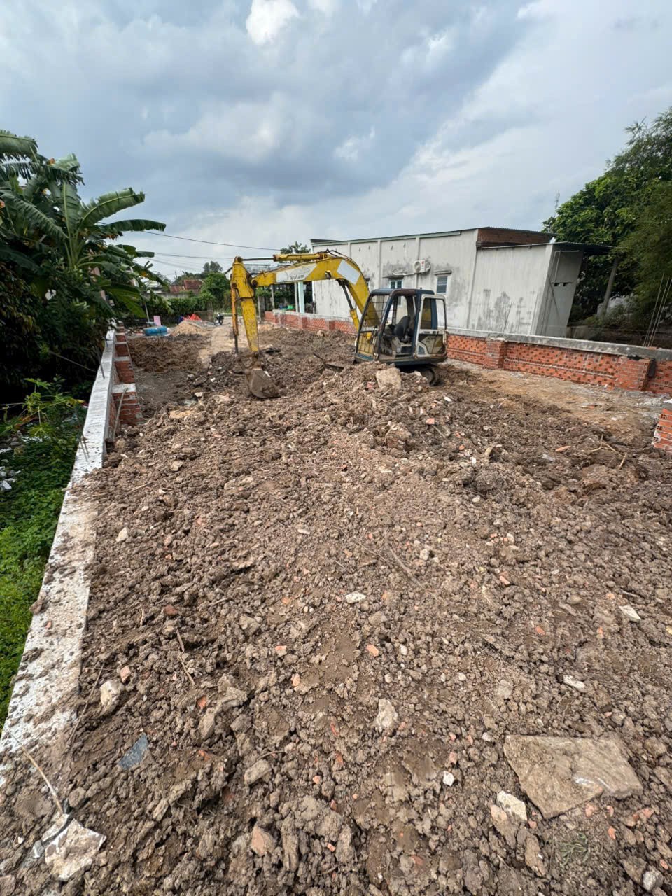 396m2 đất ( có 100m2 thổ) hẻm đường 122 xã Tân Thạnh Đông , Củ Chi giá 5,6 tỷ 3