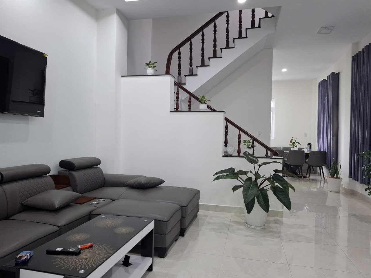 BÁN NHÀ TRỊNH HOÀI ĐỨC P11 ĐÀ LẠT - 5PN 3