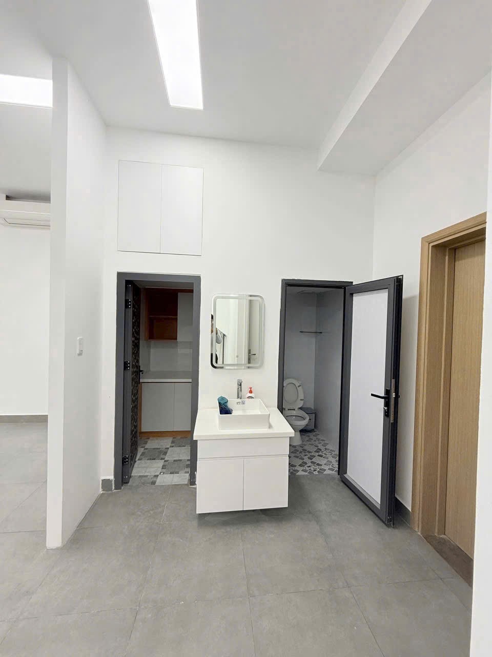 Cần bán Nhà mặt tiền Quận 2, Hồ Chí Minh, Diện tích 77m², Giá Thương lượng 3