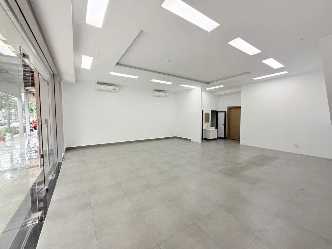 Cần bán Nhà mặt tiền Quận 2, Hồ Chí Minh, Diện tích 77m², Giá Thương lượng 4