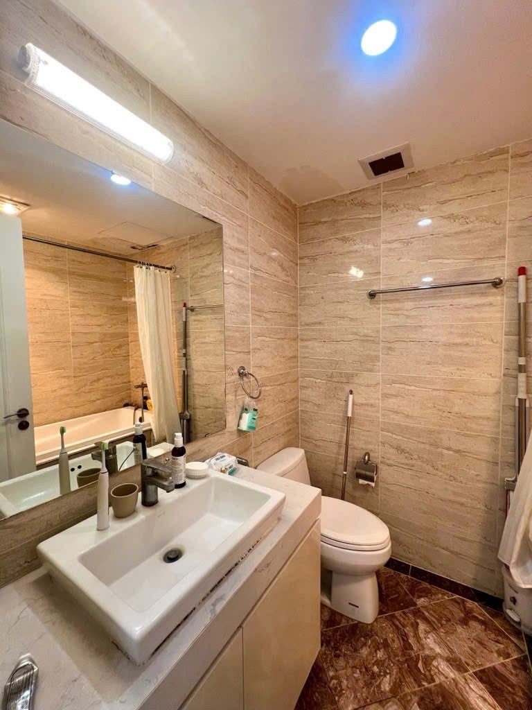 Hiếm! Bán Toà nhà mặt phố Cửa Bắc view Trúc Bạch, Tây Hồ, Ba Đình DT 150m, 15 tầng, đủ GPXD, có 4