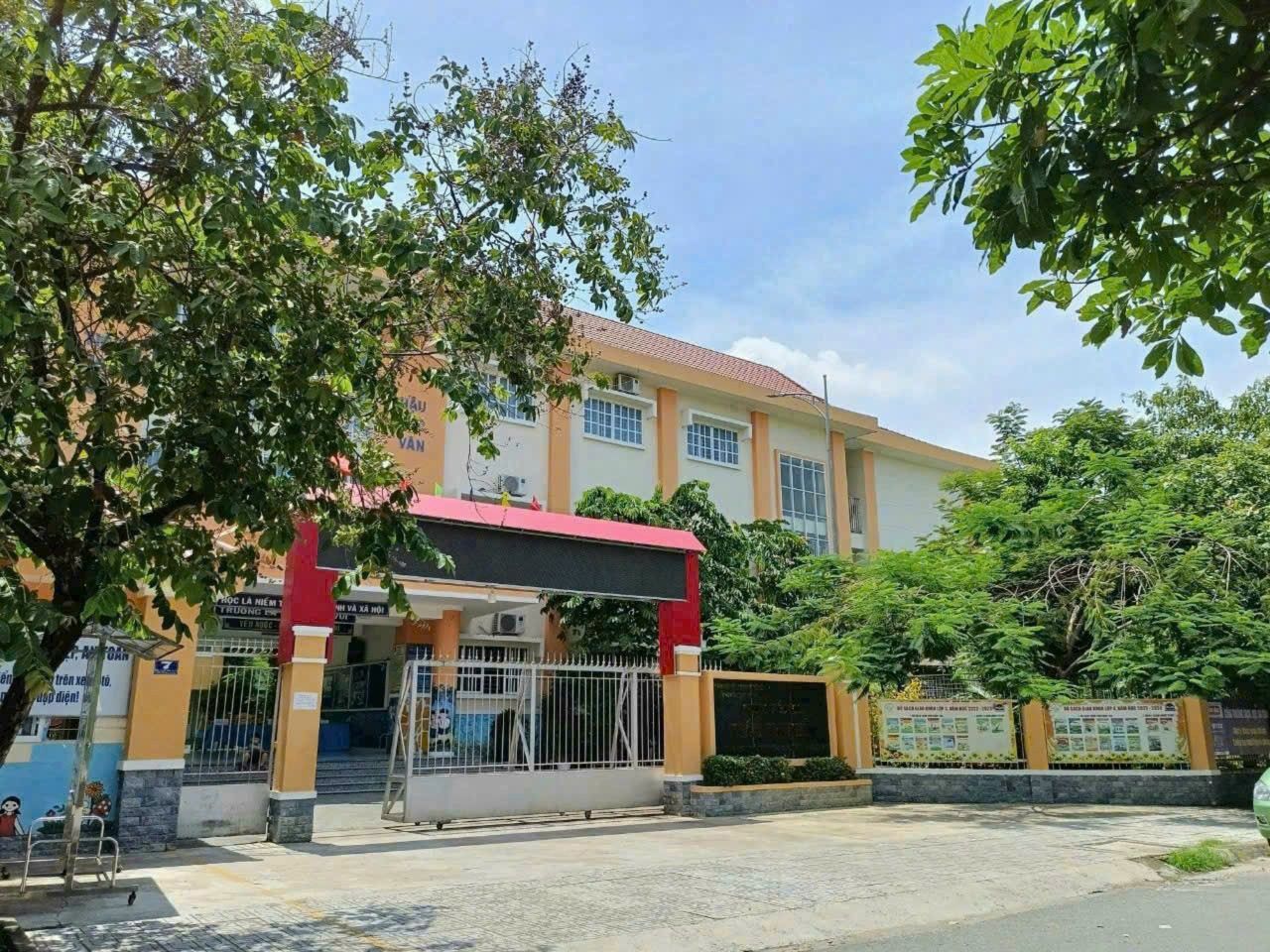 Cần bán Nhà mặt tiền Phường Phước Long B, Quận 9, Diện tích 83m², Giá 03.95 Tỷ 4