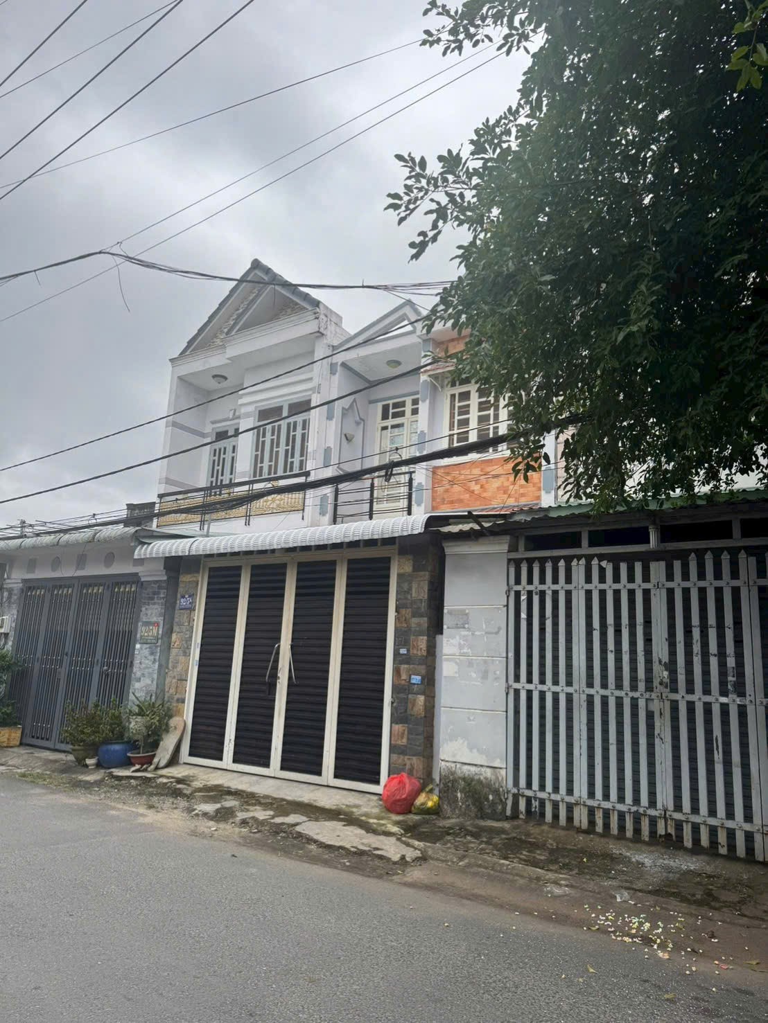 BÁN NHÀ (6x22) MẶT TIỀN THỚI TAM THÔN 14 – HÓC MÔN – CHỈ 5,9 TỶ