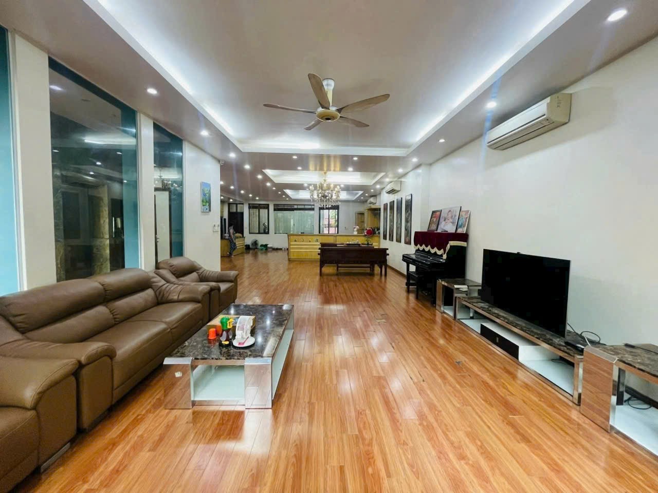 SIÊU PHẨM CẦU GIẤY PHỐ HOA BẰNGKINH DOANH KHÁCH SẠN, EPATMEN,BNB SIÊU ĐỈNH.PHÂN LÔ CHIA CĂN 2