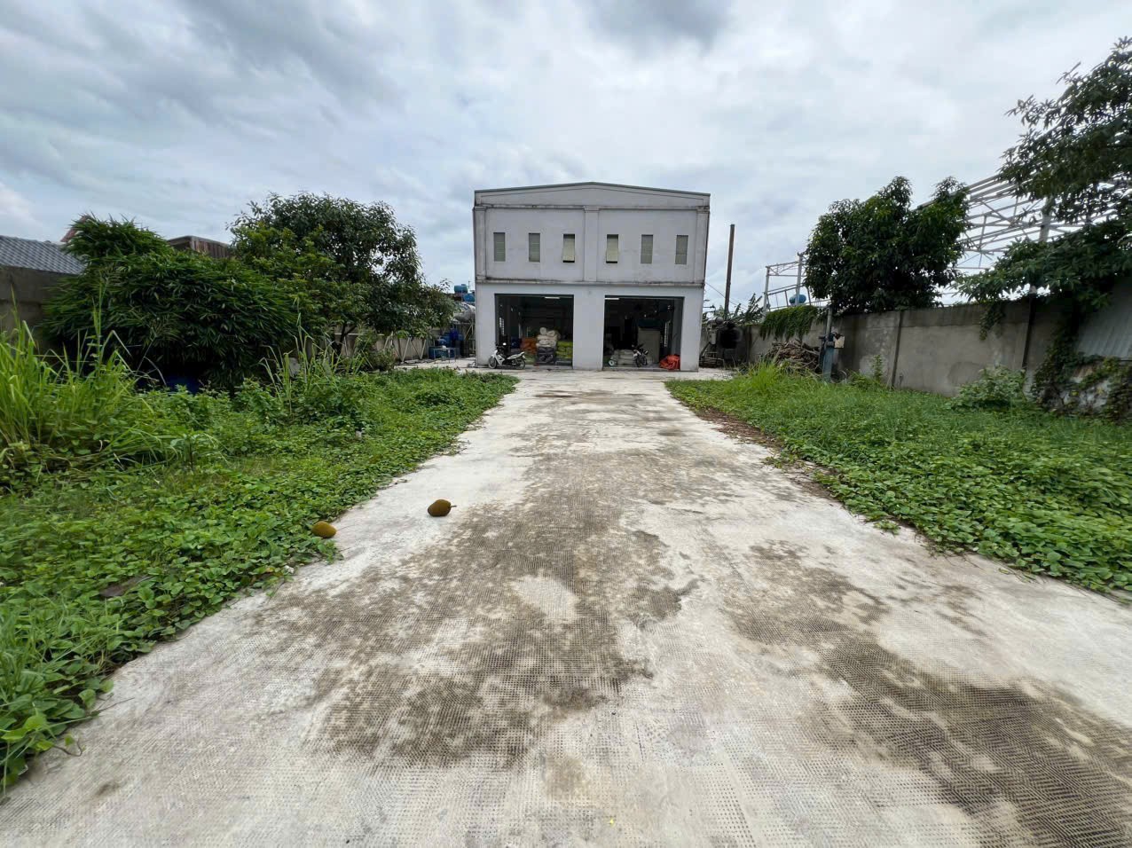 Nhà xưởng / Quách Điêu , xã Vĩnh Lộc A dt 871m2 ( 300m2 thổ , dtxd 200m2) giá 16,5 tỷ