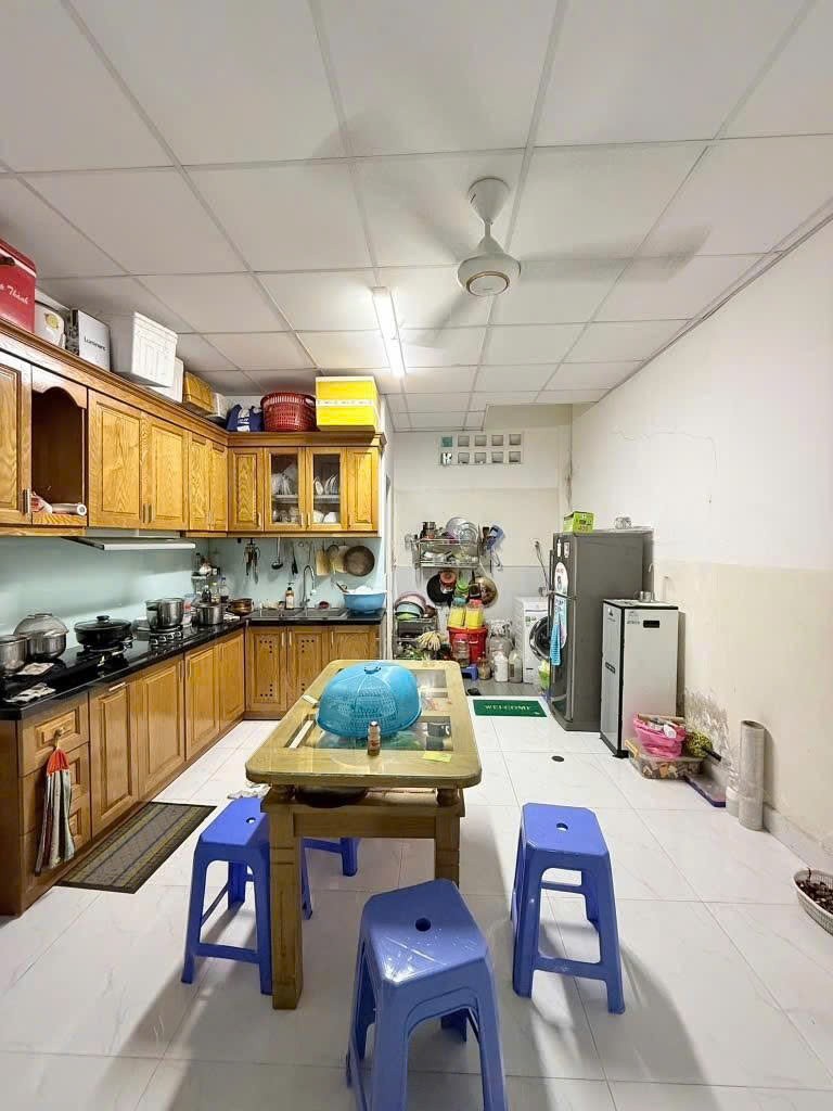 Bán gấp nhà Cộng Hòa, Tân Bình, 4x19, 76m2, chuẩn đẹp, chỉ 5 tỷ nhỉnh 3