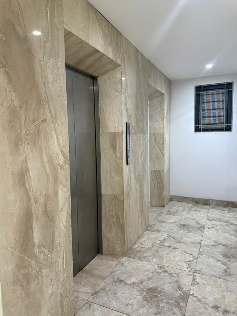 MẶT PHỐ THÁI THỊNH - TÒA VĂN PHÒNG 8 TẦNG - 164M² - MT 6.3M - 120 TỶ 5