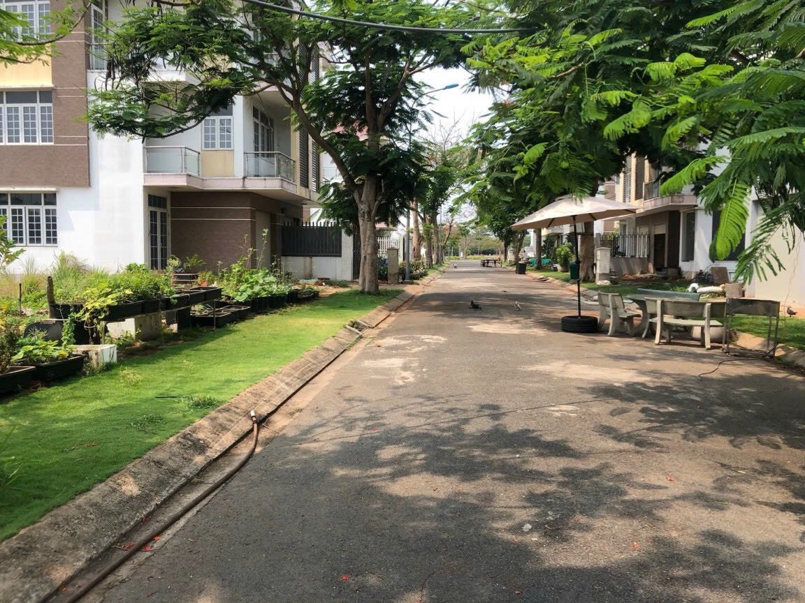 Cần bán Nhà mặt tiền Phường Phú Hữu, Quận 9, Diện tích 102m², Giá 10.5 Tỷ 10