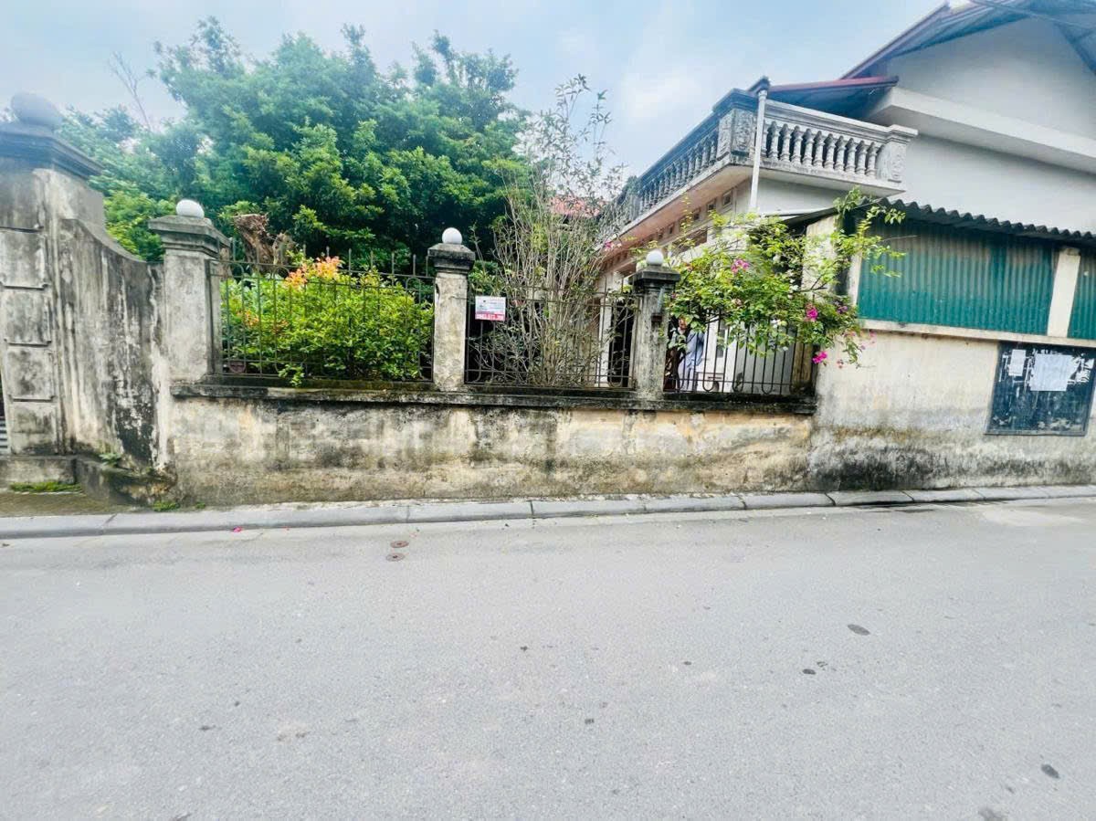 BÁN ĐẤT CỰ KHỐI - LONG BIÊN - CHỈ HƠN 6 TỶ 2