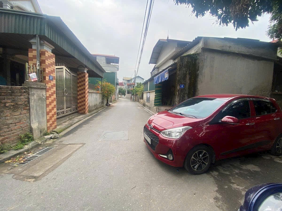 BÁN ĐẤT CỰ KHỐI - LONG BIÊN - CHỈ HƠN 6 TỶ