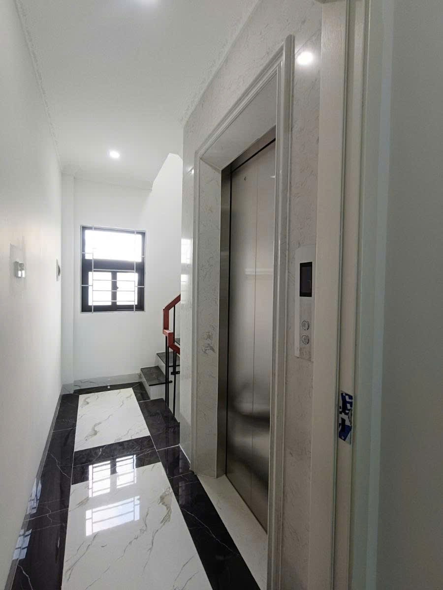 SIÊU PHẨM 7 TẦNG THANG MÁY - LONG BIÊN CHỈ NHỈNH 10 TỶ 3