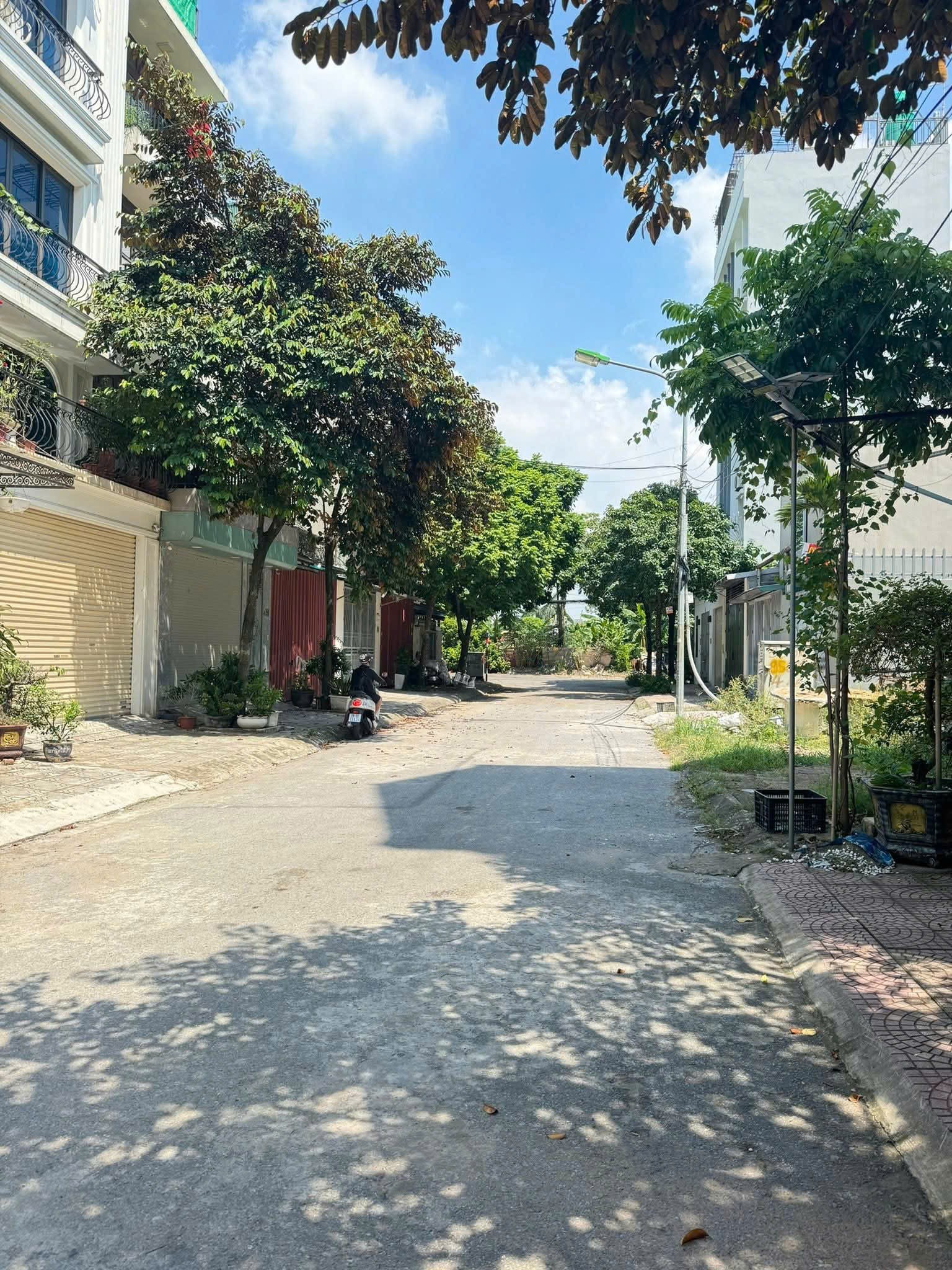 BÁN ĐẤT ĐẸP CỰ KHỐI LONG BIÊN HÀ NỘI 2