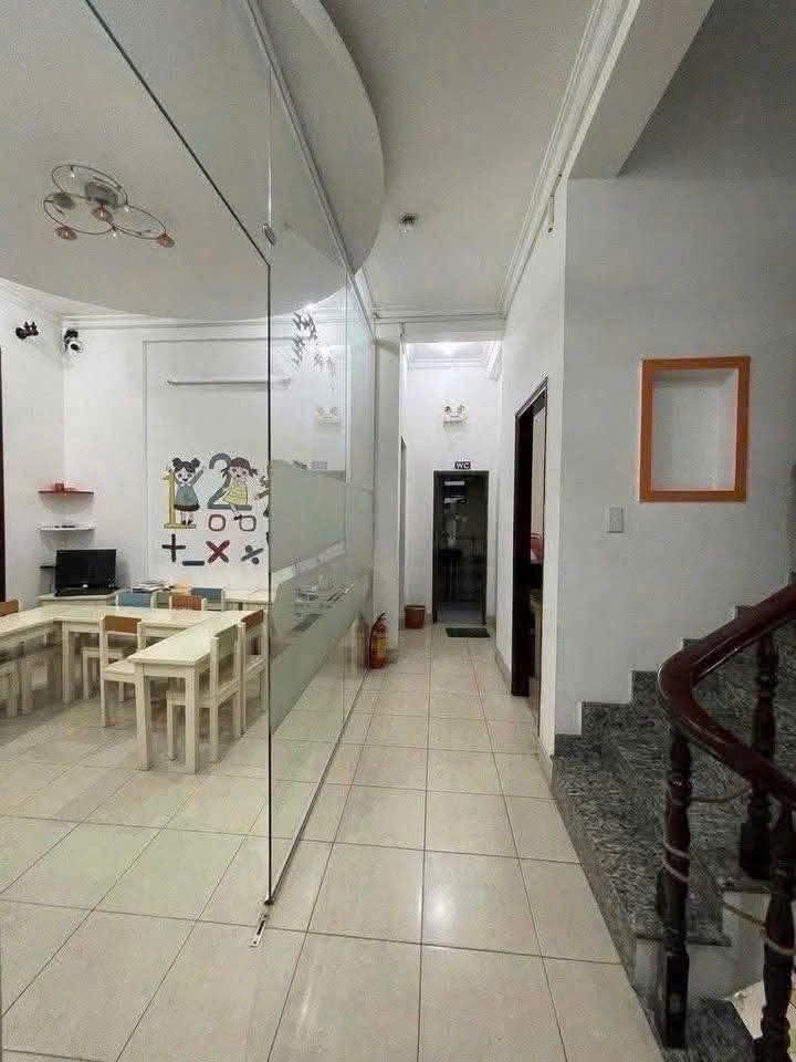 Cho thuê Biệt thự Phường Tăng Nhơn Phú B, Quận 9, Diện tích 195m², Giá 24 Triệu/tháng 3