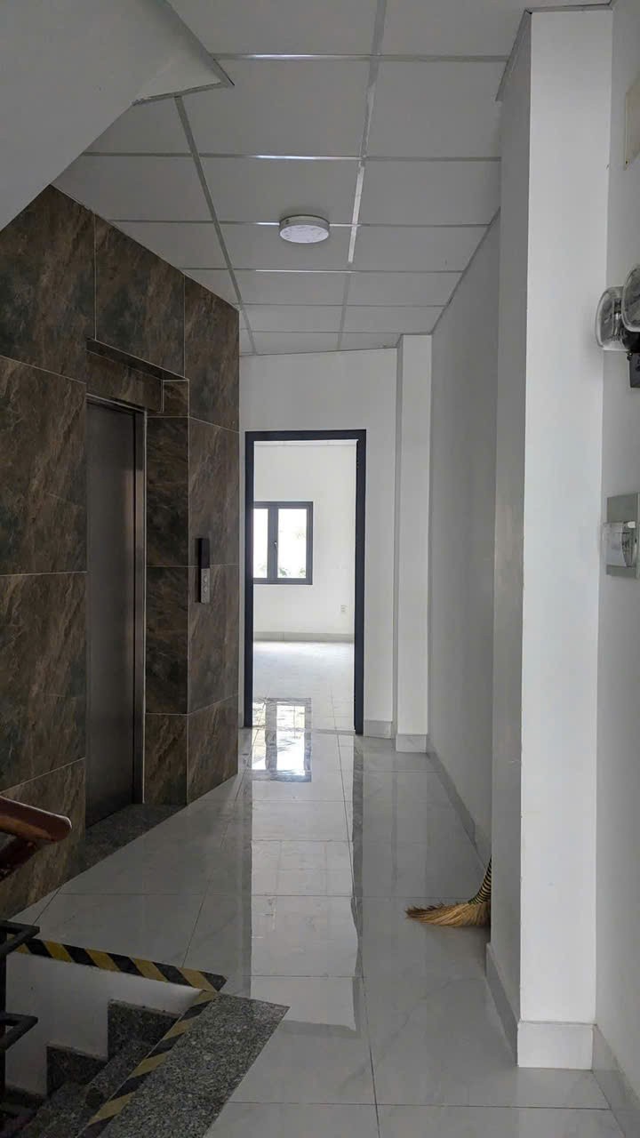 Cần bán Nhà mặt tiền Thủ Đức, Hồ Chí Minh, Diện tích 140m², Giá 50 Triệu/tháng