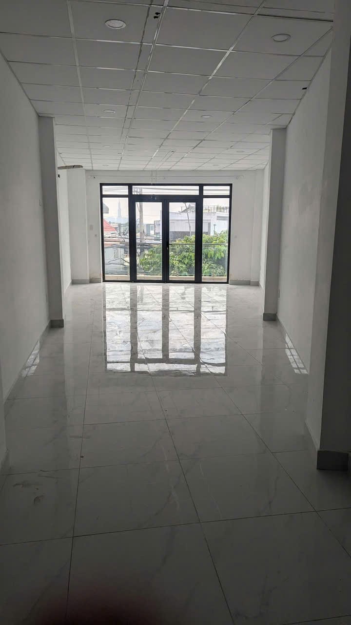 Cần bán Nhà mặt tiền Thủ Đức, Hồ Chí Minh, Diện tích 140m², Giá 50 Triệu/tháng 3