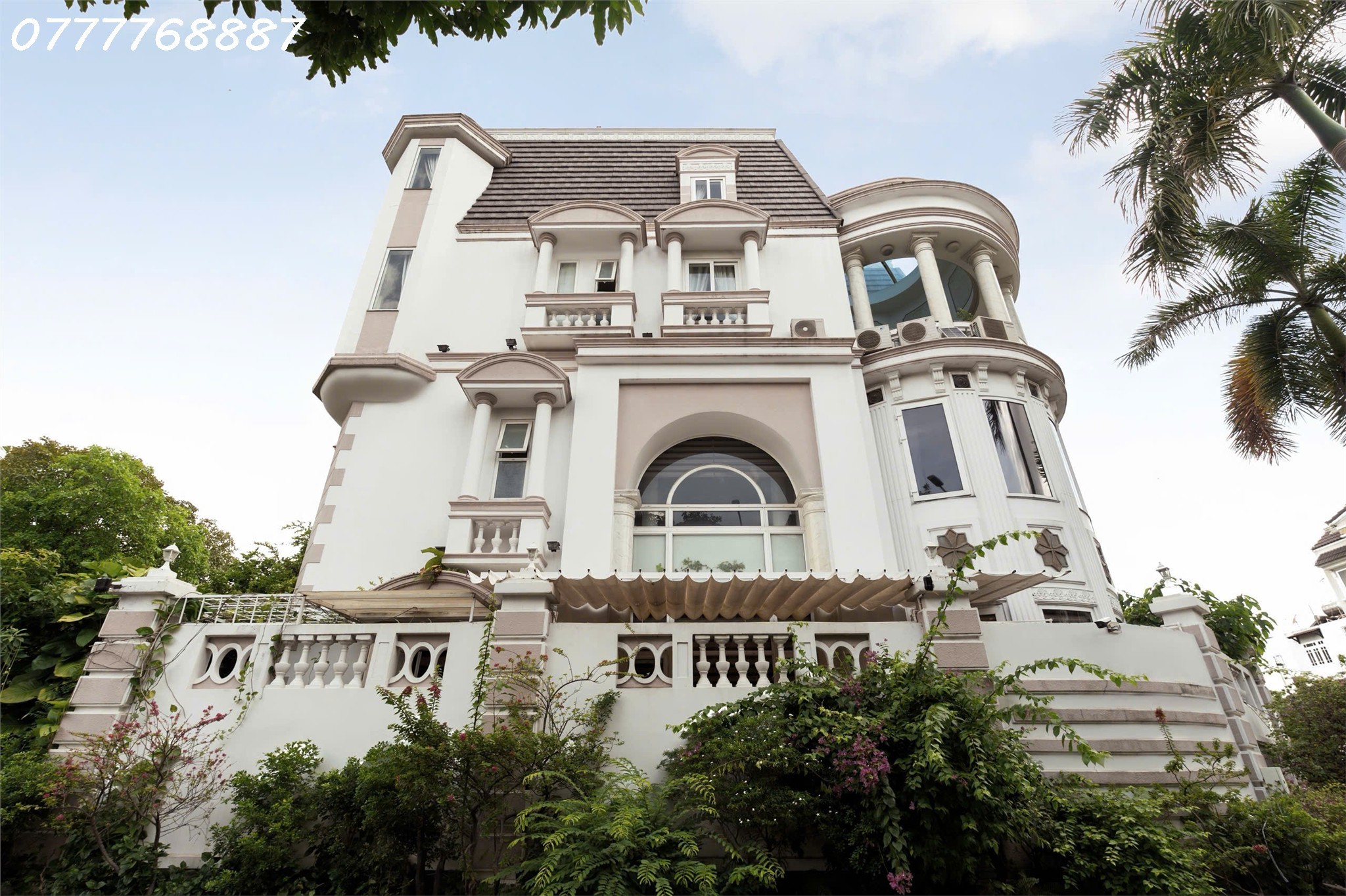 Biệt thự gần 400m2 Khu cao cấp 204 Nguyễn Văn Hưởng Thảo Điền Quận 2