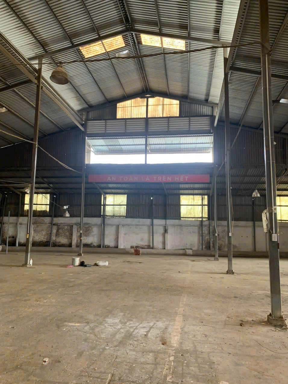 Cho thuê Kho Phường An Phú Đông, Quận 12, Diện tích 9000m², Giá Thương lượng 2
