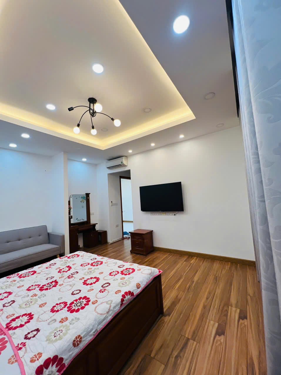 Cho thuê Nhà mặt tiền Phường Phú Hữu, Quận 9, Diện tích 300m², Giá 25 Triệu/tháng 9