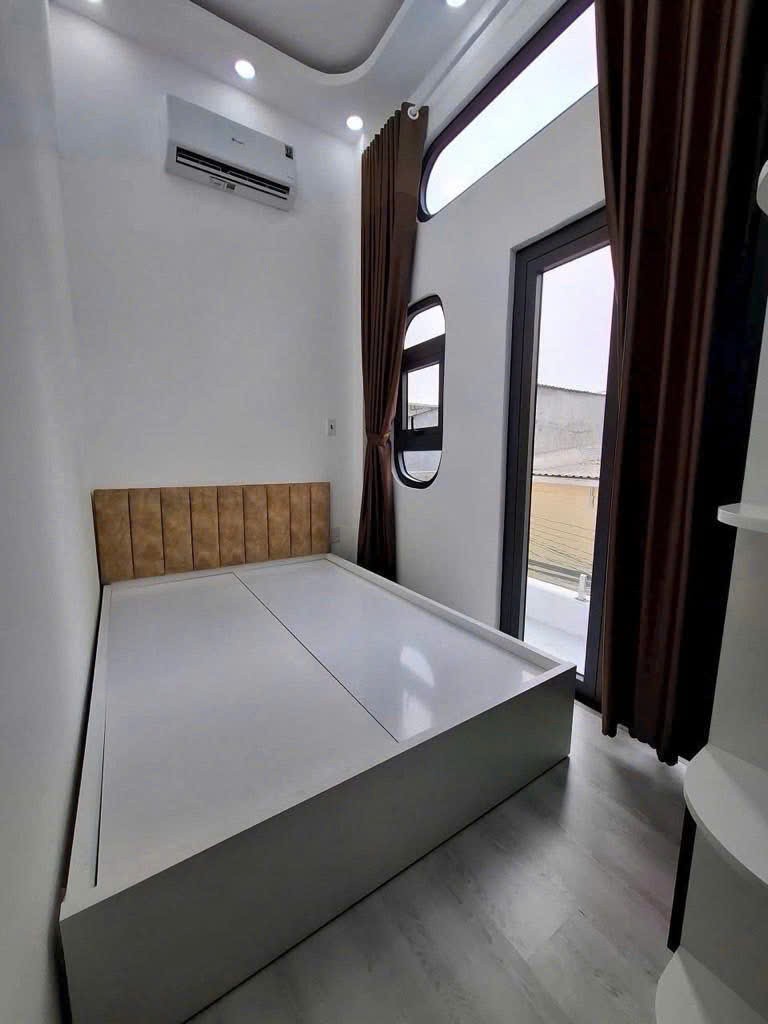Bán Gấp Nhà Hẻm Huỳnh Tấn Phát Q7, 32m2, 2 Tầng, Giá Hời Chỉ 2.9 Tỷ, Sổ Hồng 3