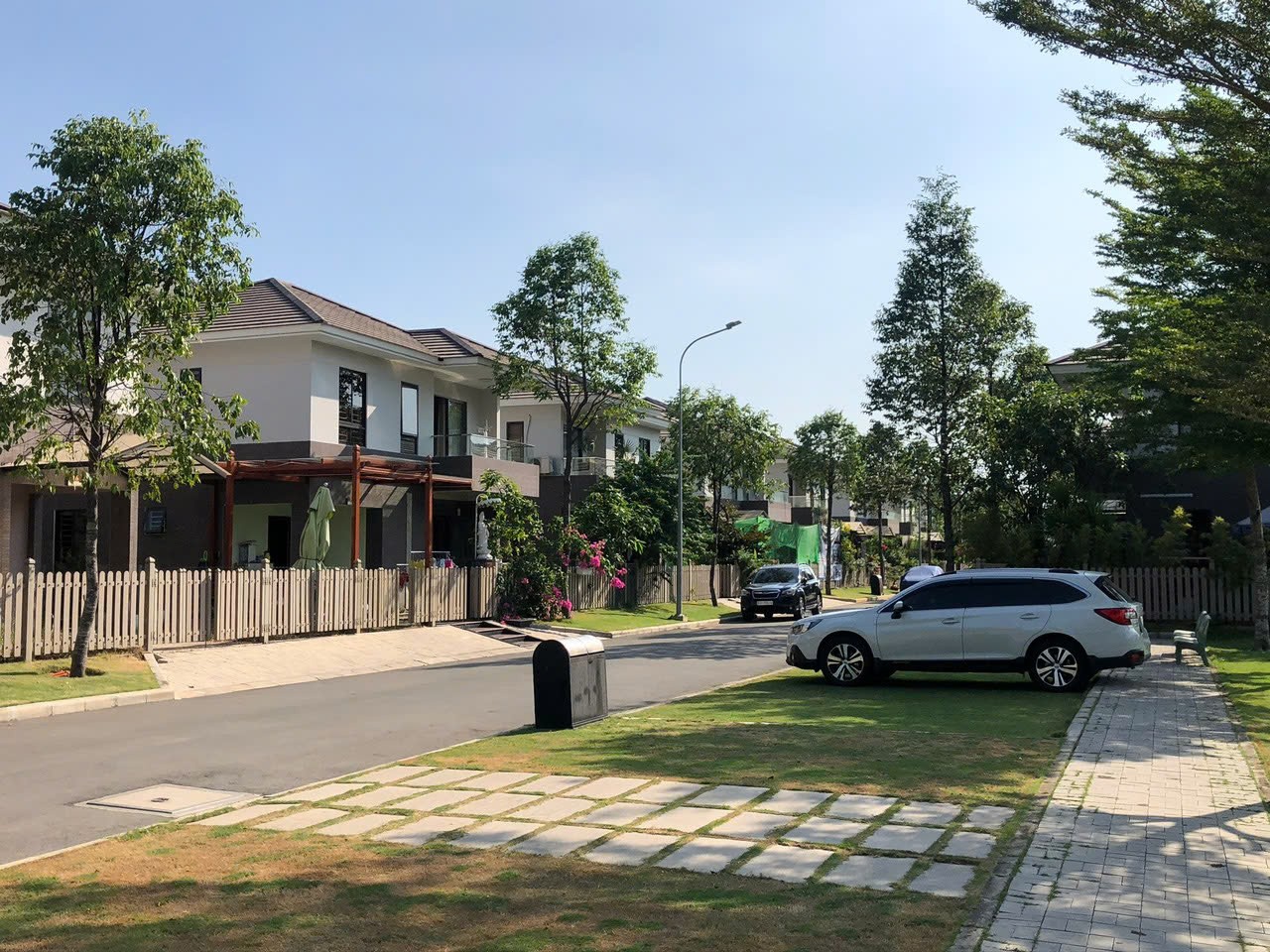 Cần bán Biệt thự Phường Phú Hữu, Quận 9, Diện tích 169m², Giá 25 Tỷ 8