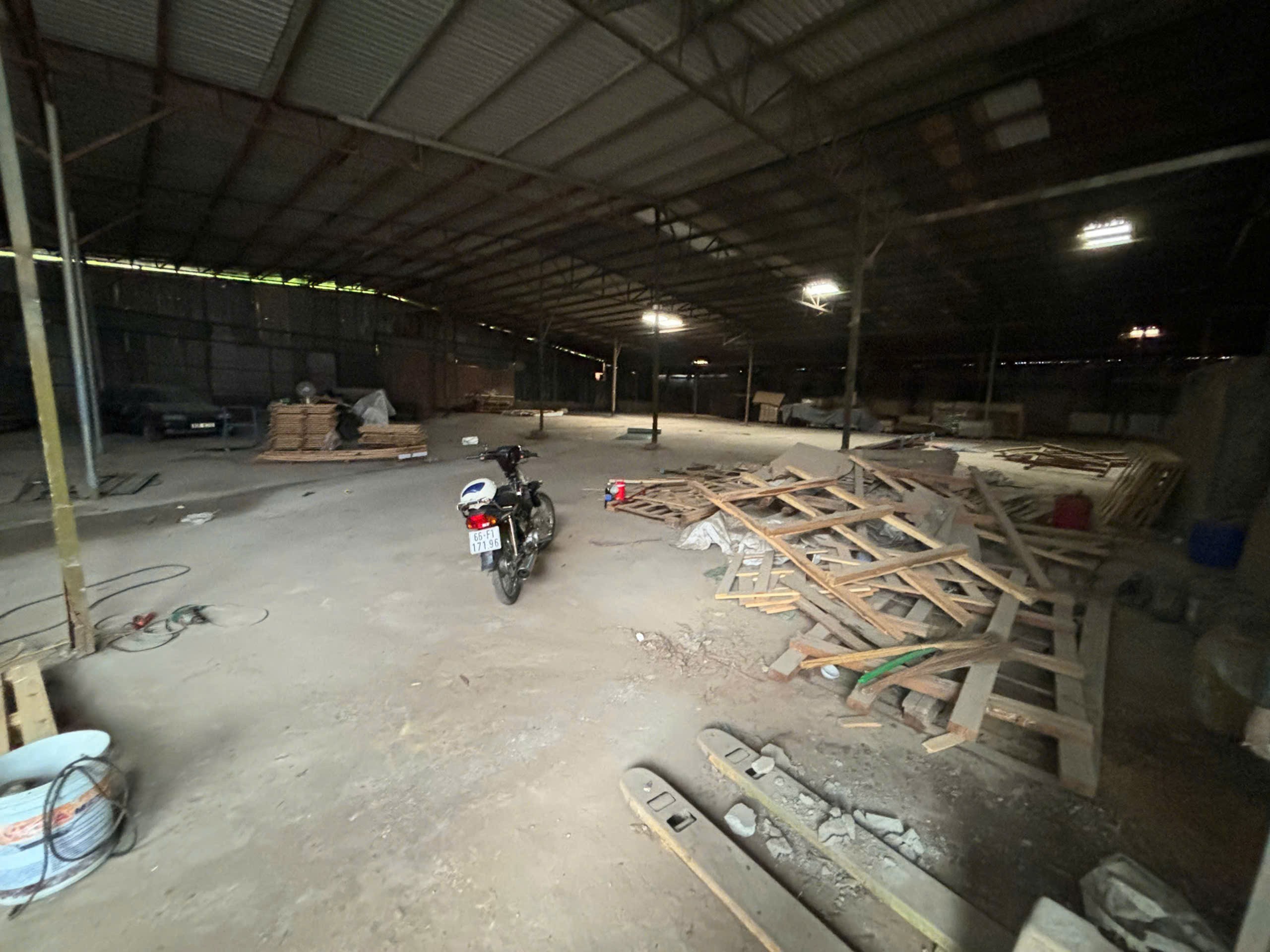 Cho thuê Kho - Nhà xưởng Phường Long Bình, Quận 9, Diện tích 1500m², Giá 090 Triệu/tháng 7