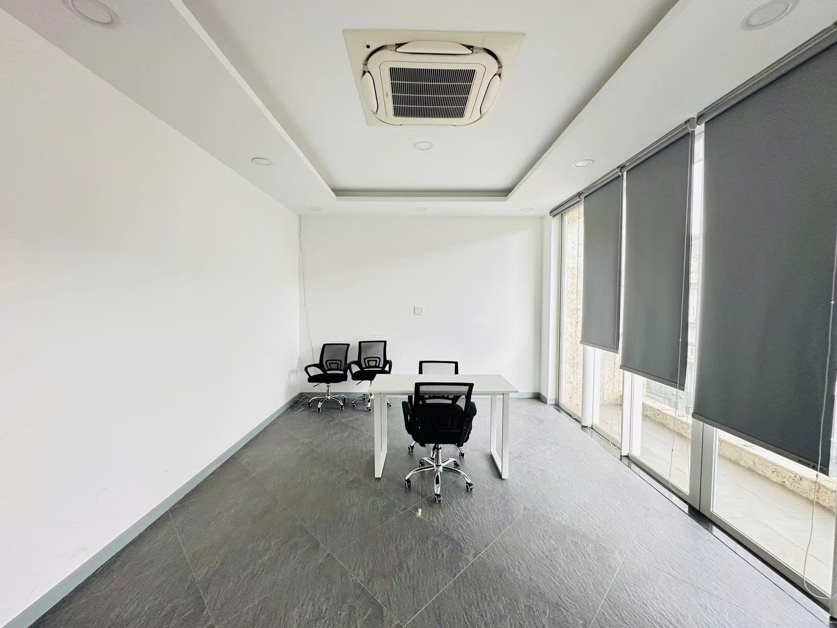 Cho thuê Văn phòng Phường An Lợi Đông, Quận 2, Diện tích 228m², Giá Thương lượng 2