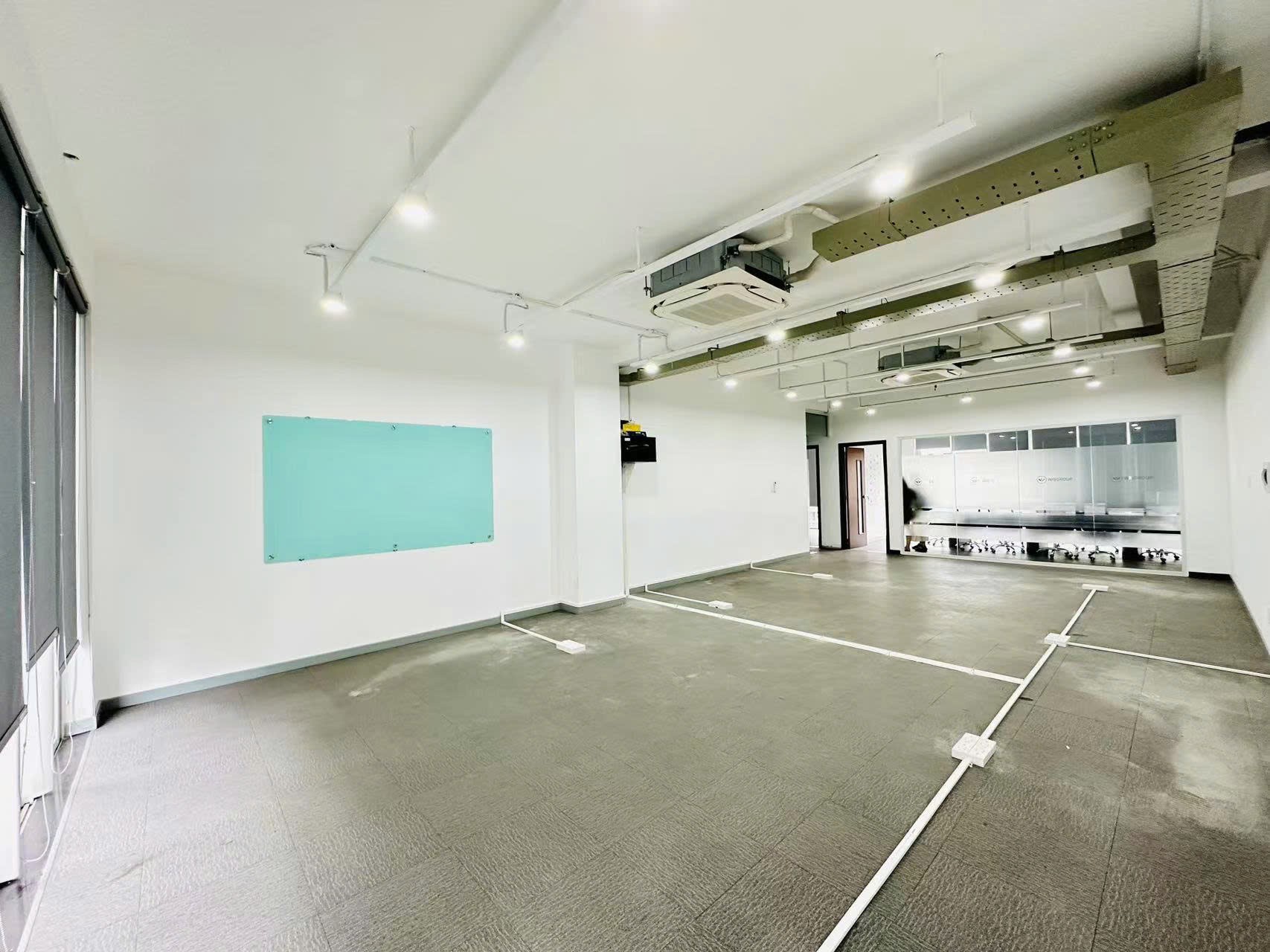 Cho thuê Văn phòng Phường An Lợi Đông, Quận 2, Diện tích 228m², Giá Thương lượng 5