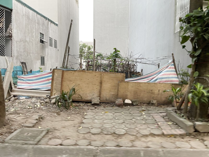 Bán 88,2m2 đất đấu giá Việt Hưng sau lưng mặt phố Đào Đình Luyện. Gần công viên, sổ đỏ chính chủ