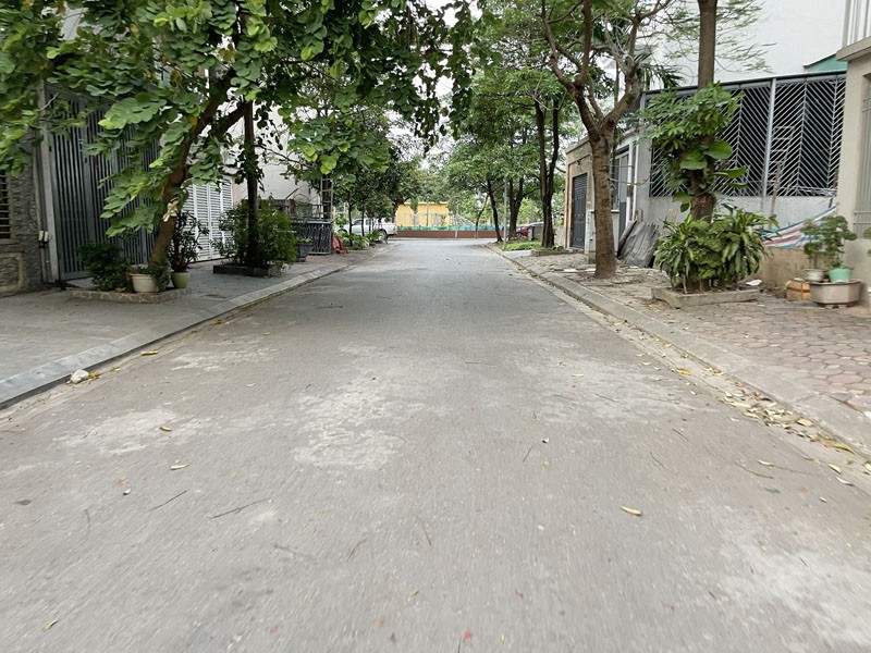 Bán 88,2m2 đất đấu giá Việt Hưng sau lưng mặt phố Đào Đình Luyện. Gần công viên, sổ đỏ chính chủ 3