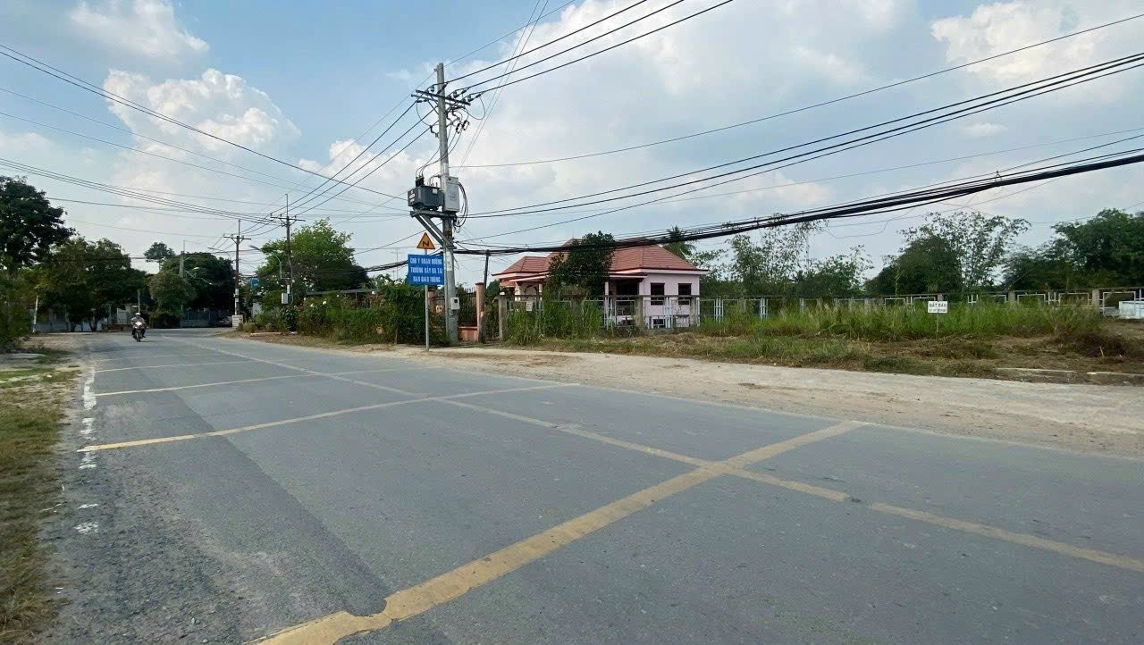 HÀNG NGỘP ĐẤT (19x30) MẶT TIỀN TL15, PHÚ HÒA ĐÔNG, CỦ CHI 4