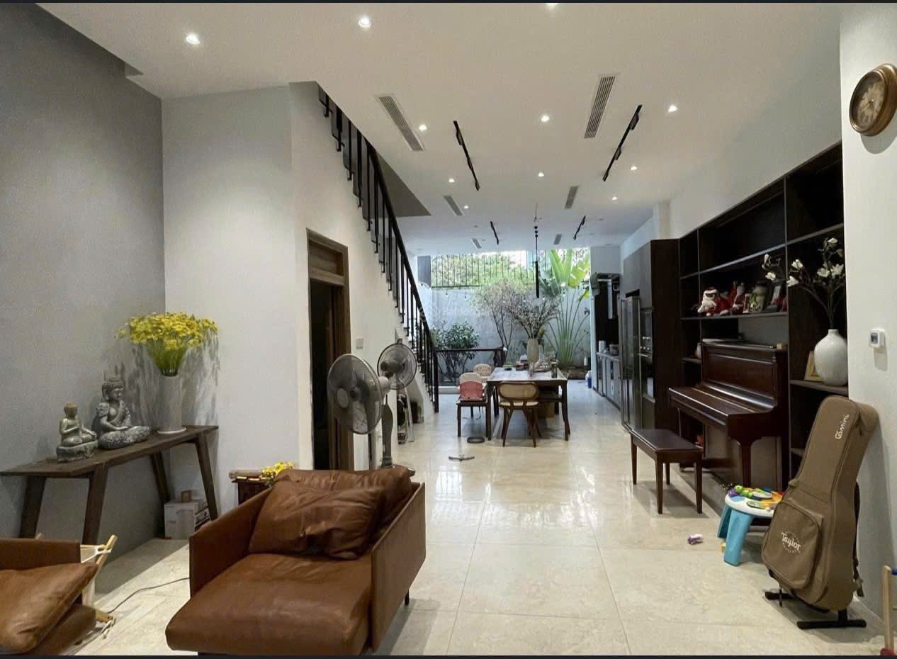 Cần bán Biệt thự Phường Bình Trưng Đông, Quận 2, Diện tích 102m², Giá 023 Tỷ 7