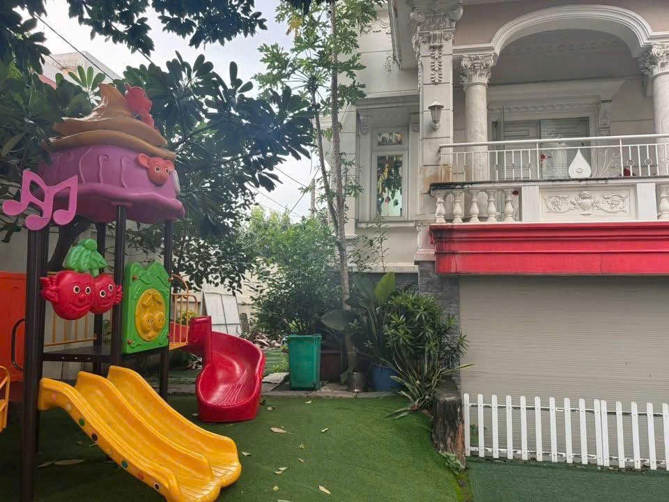 Cho thuê Nhà mặt tiền Phường Thảo Điền, Quận 2, Diện tích 275m², Giá 100 Triệu/tháng 4