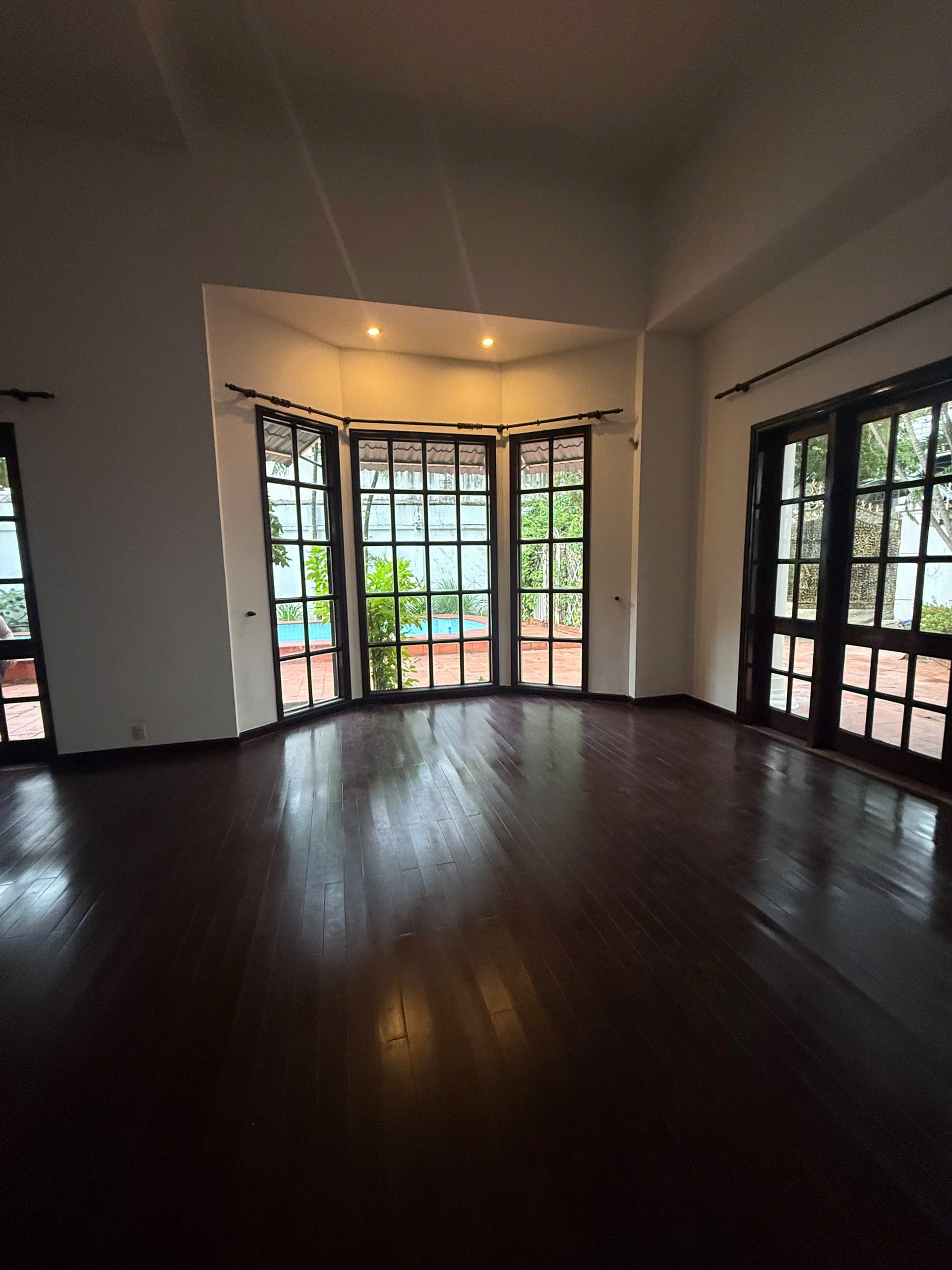 Cho thuê Nhà mặt tiền Phường Thảo Điền, Quận 2, Diện tích 541m², Giá 90 Triệu/tháng