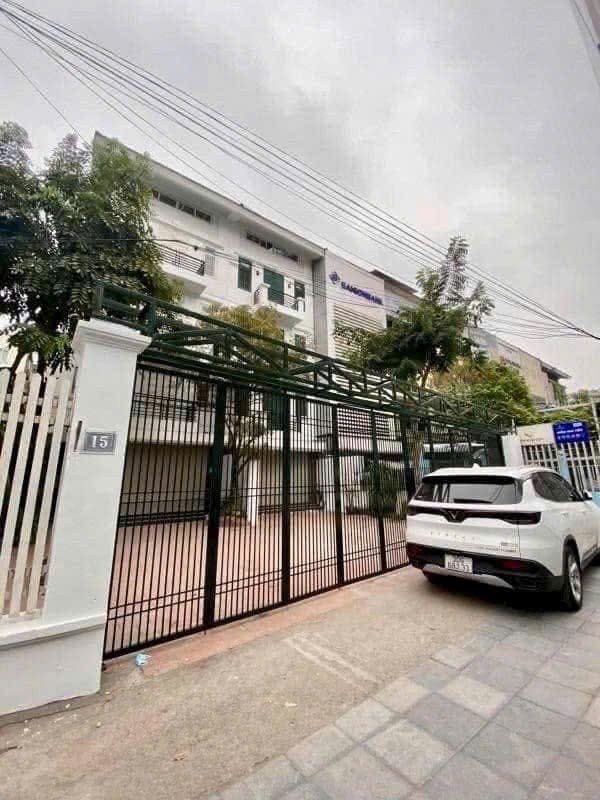 KHU  VIP CỰC VIP MẶT PHỐ HOÀNG CẦU- TRUNG TÂM HÀNH CHÍNH - SÂN TRƯỚC, SAU - THANG MÁY - KINH