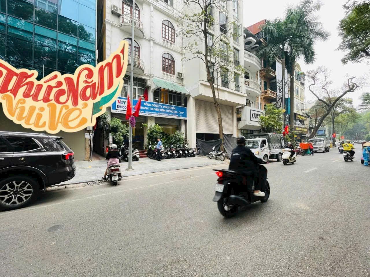 VIP SIÊU VIP PHỐ CỔ - 2 BÀ TRƯNG - CẬN KỀ HOÀN KIẾM - THI SÁCH PHỐ - HIẾM NHÀ BÁN - GIÁ BẤT CHẤP -