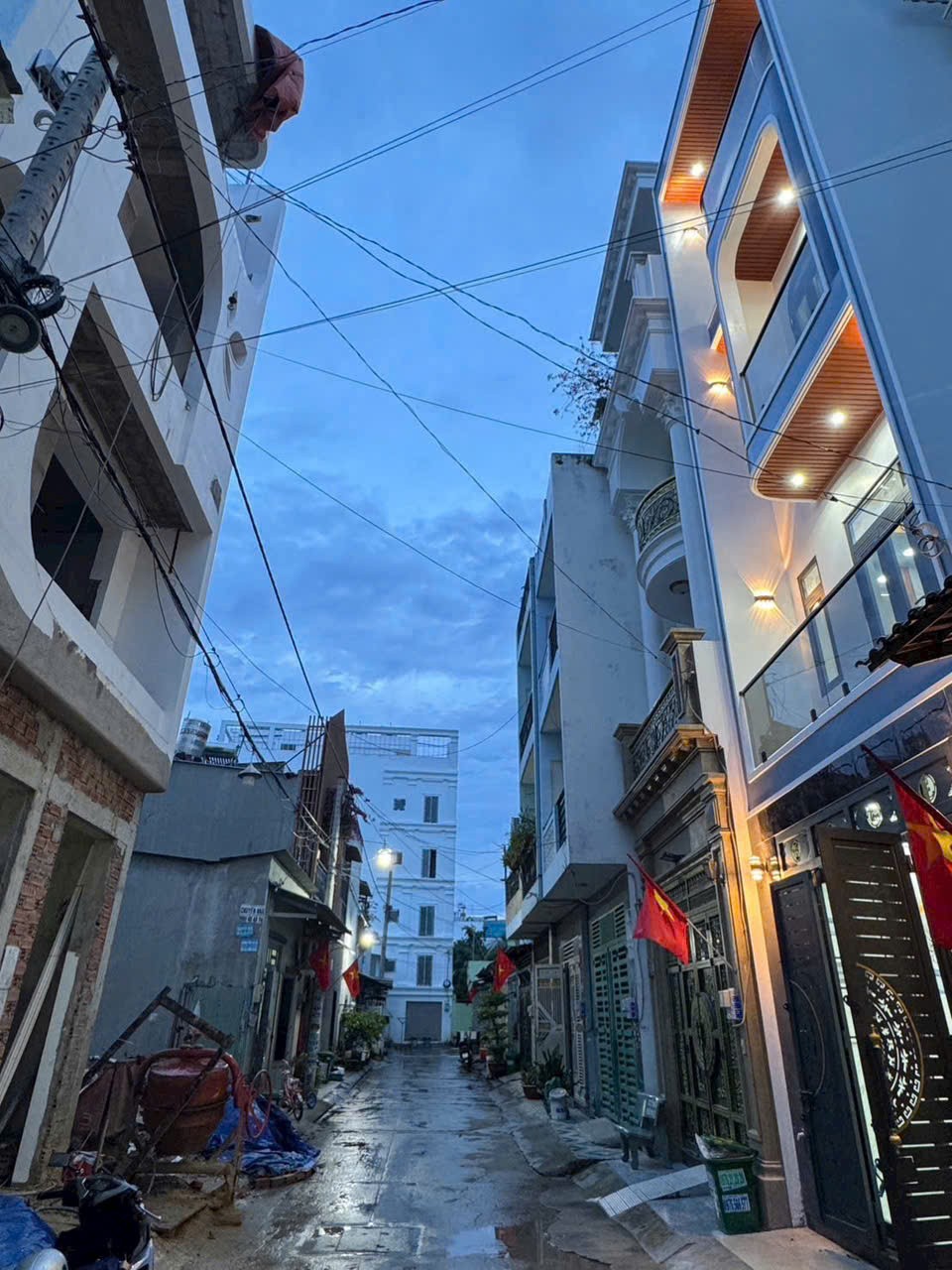 Nhà hẻm Bình Thành, Bình Hưng Hòa B dt 60m2 3 lầu 4pn 5wc giá 6,6 tỷ 2