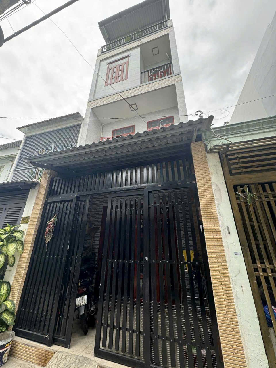 Nhà hẻm Lê Trọng Tấn, p Tây Thạnh, Tân Phú dt 60m2 2 lầu 4pn 3wc giá 6,7 tỷ 2