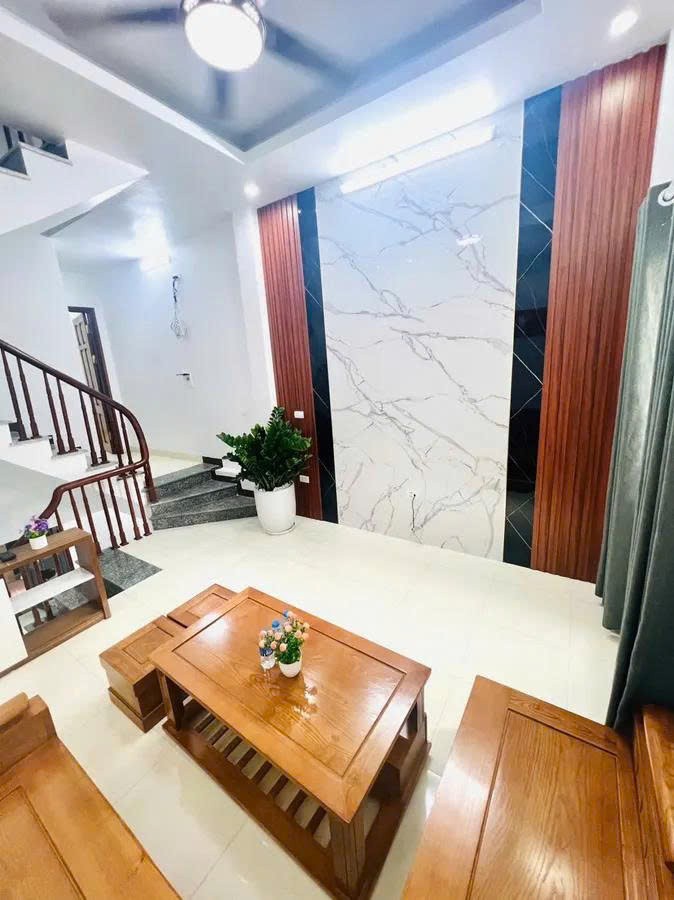 BÁN NHÀ HÒA BÌNH - YÊN NGHĨA - HÀ ĐÔNG 35M2 X 4 TẦNG  - Ô TÔ ĐỖ SÁT NHÀ - NHÀ MỚI VỀ Ở LUÔN - GIÁ 2
