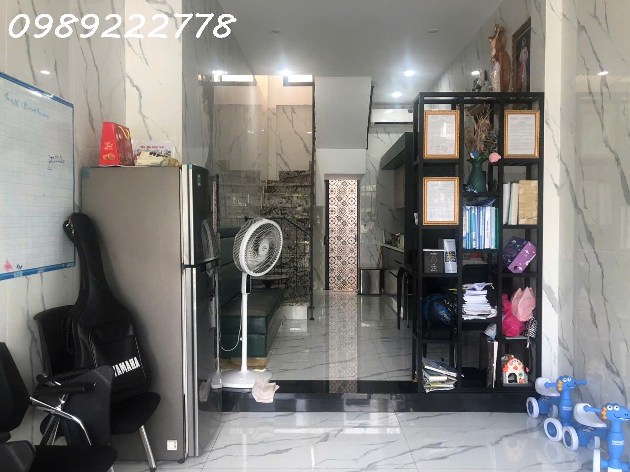 Cho thuê nguyên căn mặt tiền Trường Sa - 3.5X14M -  5 tầng mới 100% -  Giá 35tr+ Phù hợp làm vp 2