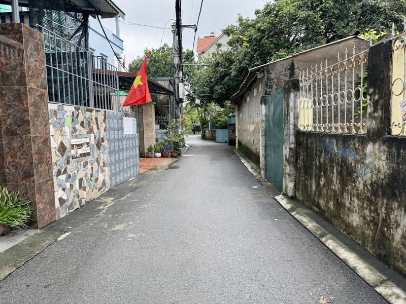Đất Thôn Hội, Gia Lâm 67,5m2. Khổ vuông vắn, dân cư văn minh, gần trường chợ, thích hợp an cư