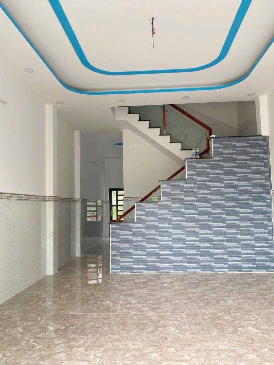 Nhà mặt tiền Lê Thị Đảo, xã Tân Thạnh Đông dt 147m2 1 lửng 2pn 2wc giá 3,2 tỷ 2