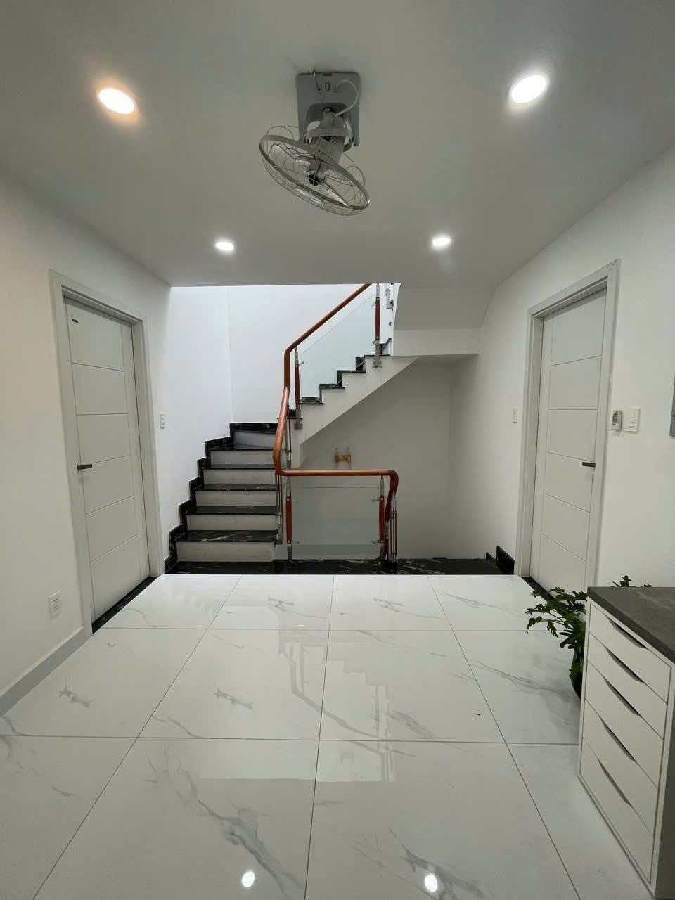 Cho thuê Biệt thự Phường An Phú, Quận 2, Diện tích 120m², Giá 40 Triệu/tháng
