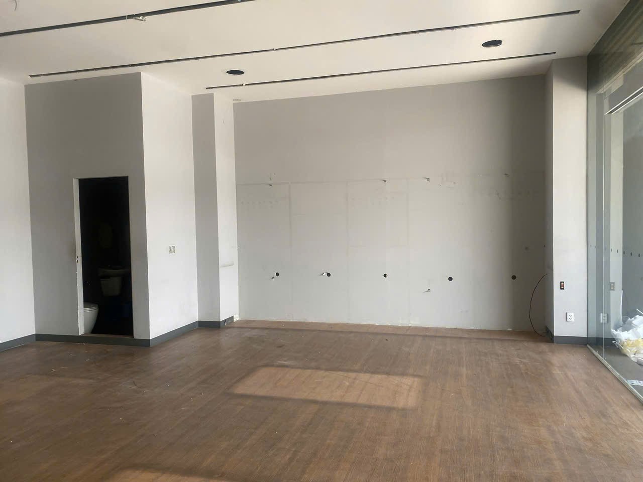 Cho thuê Nhà mặt tiền Thủ Đức, Hồ Chí Minh, Diện tích 264m², Giá Thương lượng 2