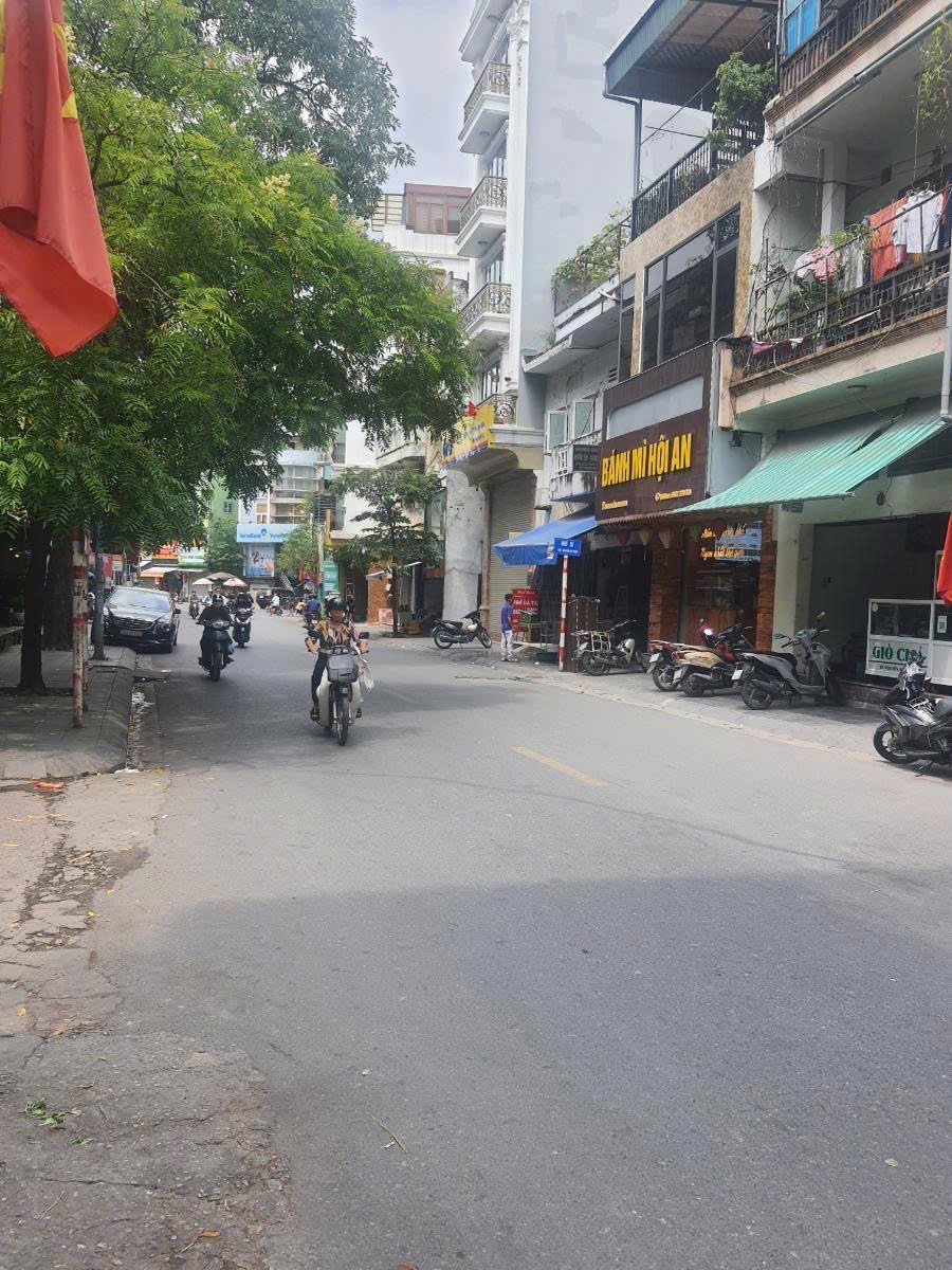 MẶT PHỐ NGUYỄN AN NINH - 81M² - 7 TẦNG THANG MÁY - GARA Ô TÔ - SỔ VUÔNG - 42 TỶ 3