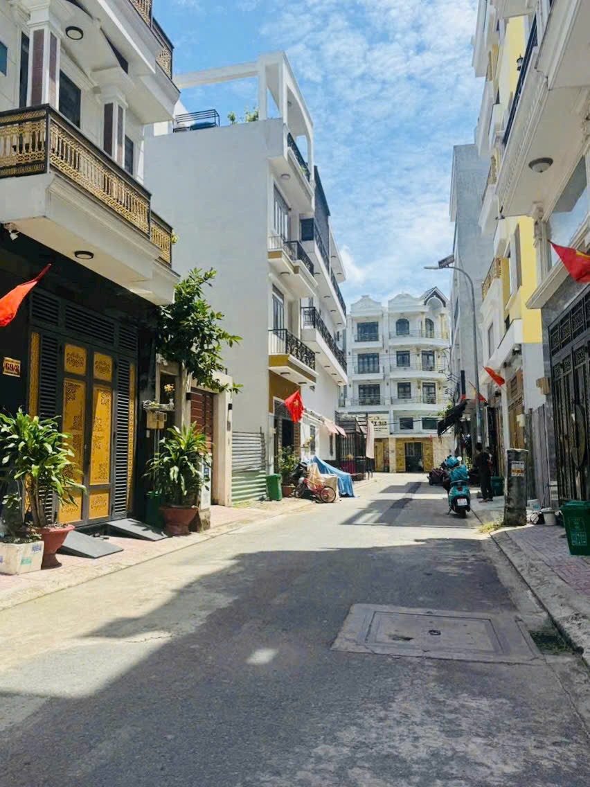Nhà hẻm Liên Khu 4-5, Bình Hưng Hòa B dt 56m2 2 lầu 4pn 5wc giá 5,85 tỷ 5