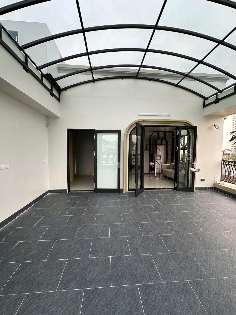 Cho thuê biệt thự liền kề KĐT Cầu Bươu dt 124m2 rộng thênh thang có thể làm văn phòng, kinh doanh, 4
