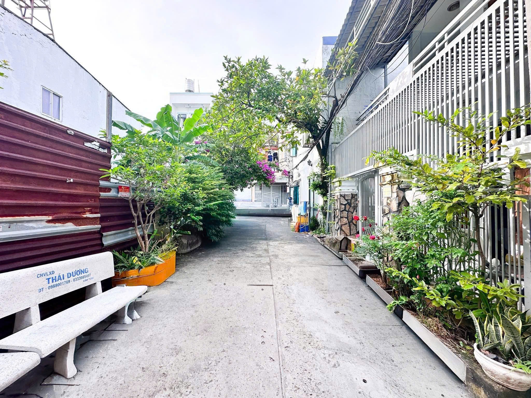 Bán Nhà 1886 – Sổ Hồng Riêng, Hẻm 3.5m, Cách Xe Hơi 50m – Giá 4 Tỷ 950 4