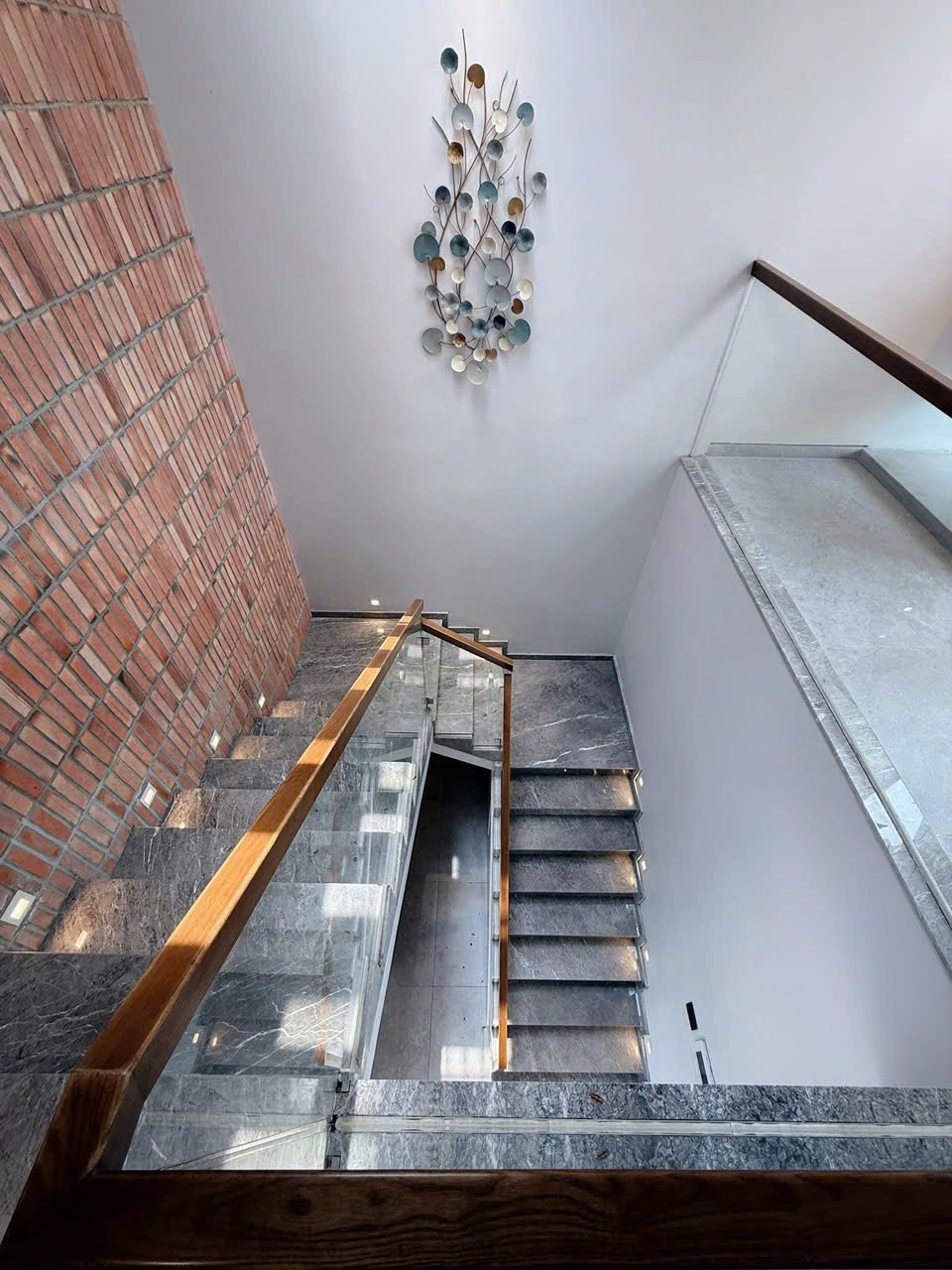 Cho thuê Nhà mặt tiền Phường An Phú, Quận 2, Diện tích 145m², Giá Thương lượng 16