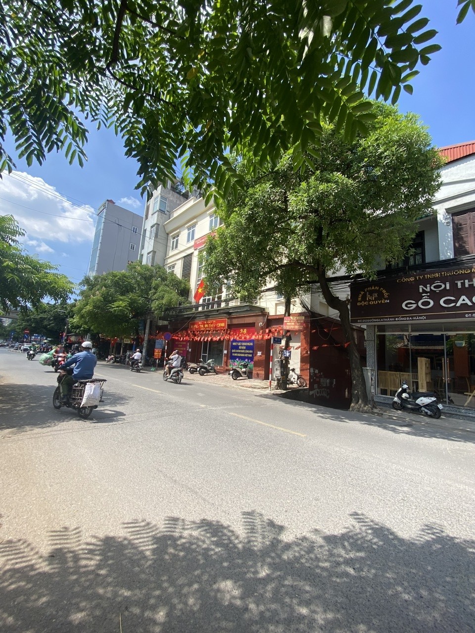 Lô góc mặt phố La Thành (to) không QH mặt tiền lớn VIP nhất phố 74m² nhà 3 tầng giá cực sốc 37 tỷ 2