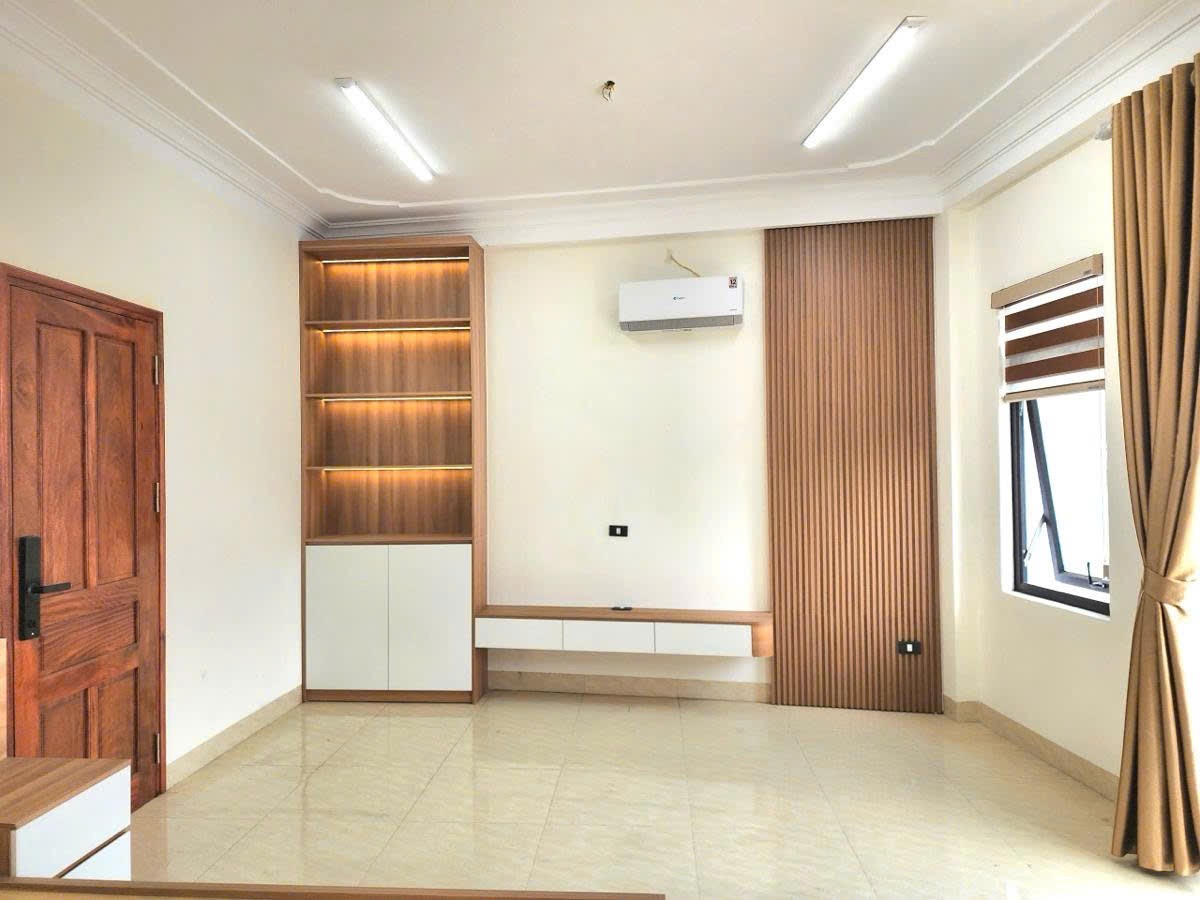 BÁN NHÀ ĐẸP 6 TẦNG VIỆT HƯNG LONG BIÊN THANG MÁY, 2 THOÁNG, FULL NỘI THẤT 4